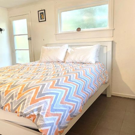 Waiheke Onetangi Close To Beach 外观 照片